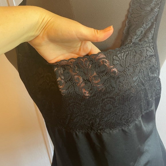 Black Lace Camisole - Picture 2 of 4